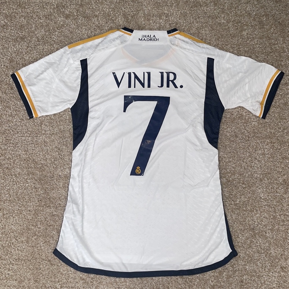 Adidas Real Madrid Vini Jr. 2023/2024 Men’s Soccer Home Jersey🆕